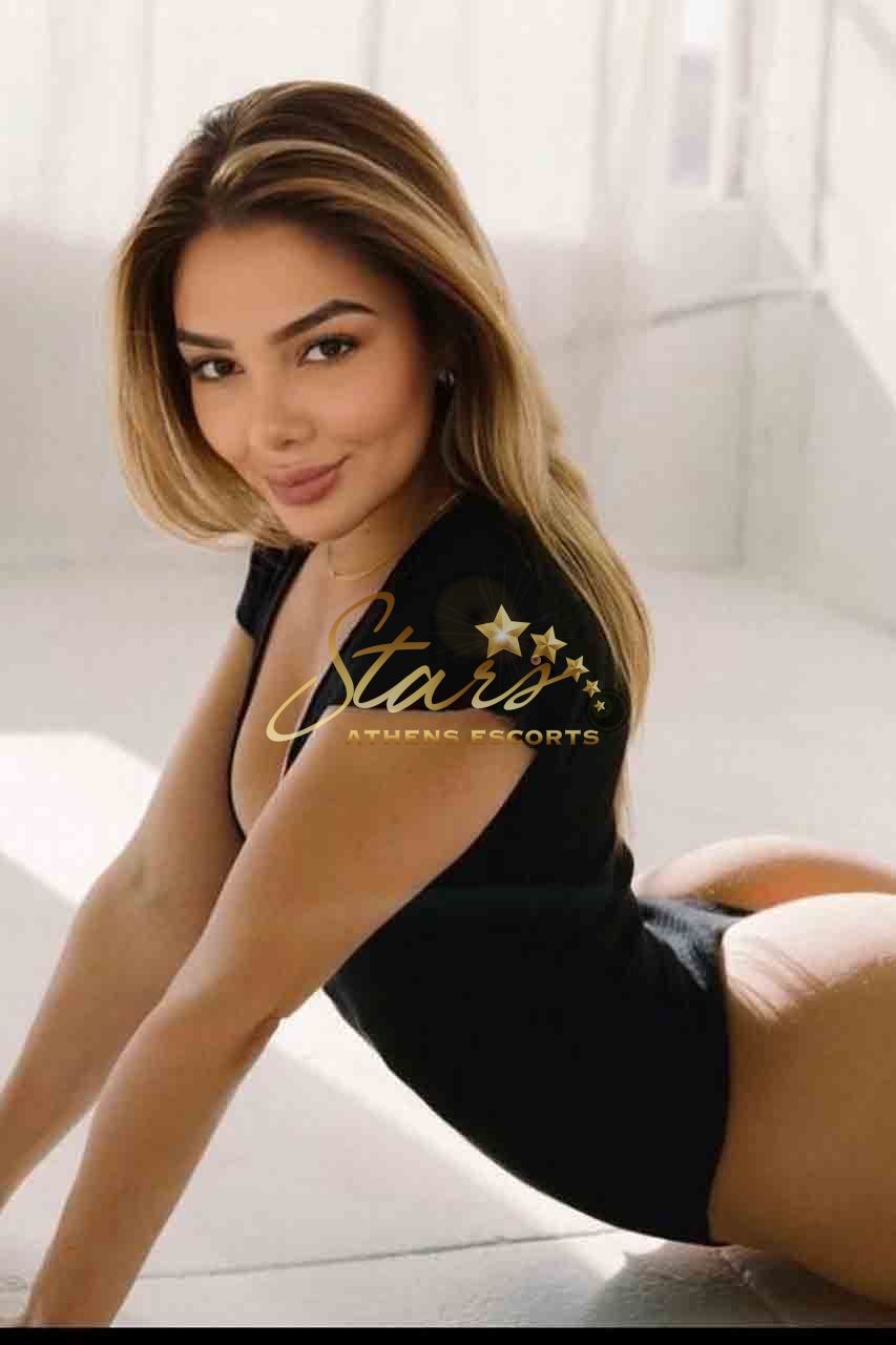 MELISSA-ATHENS-ESCORTS-STARS-2