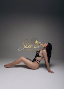 AMELIA-ATHENS-ESCORT-STARS