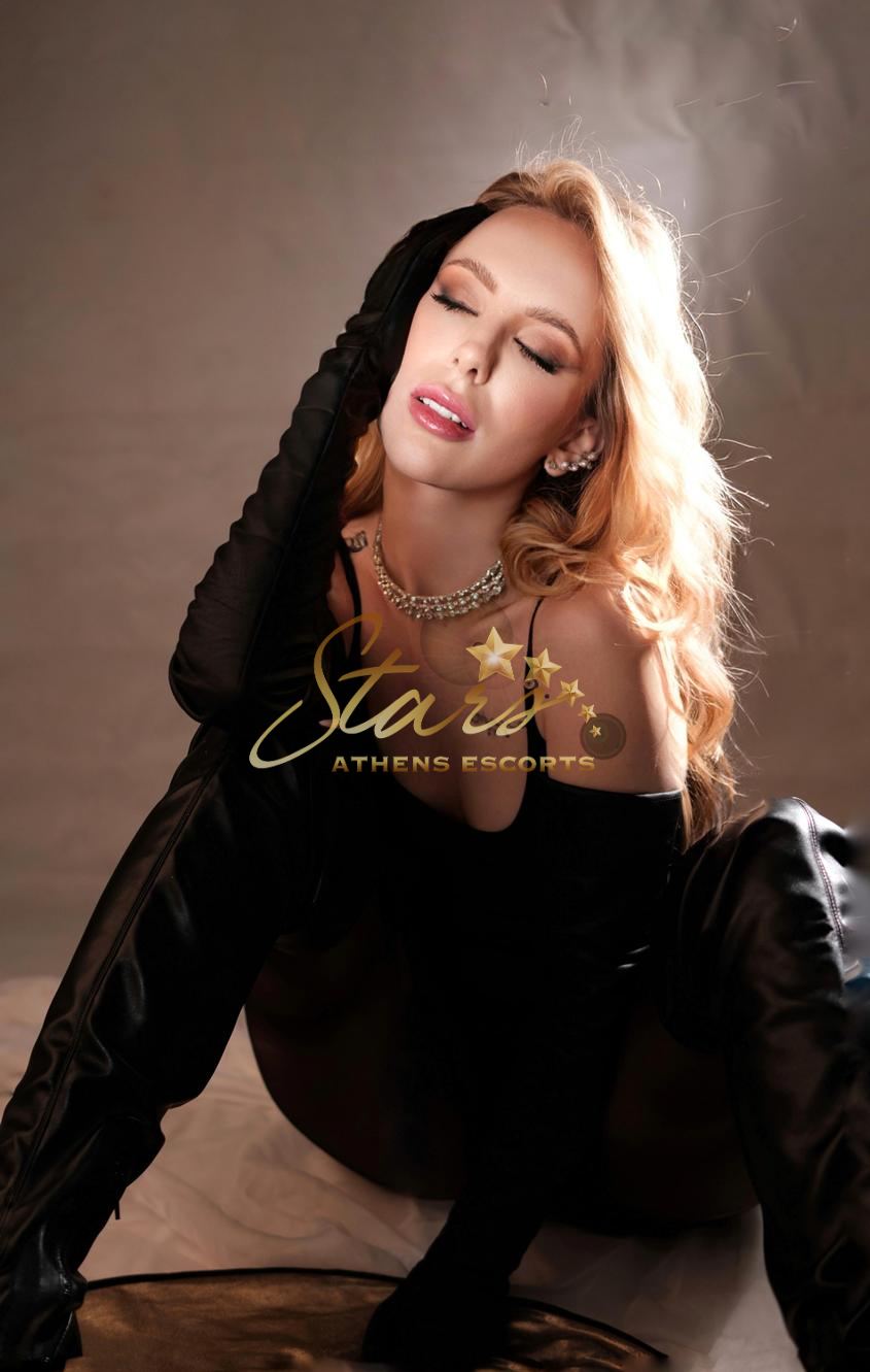 VIKI-ATHENS-ESCORT-STARS
